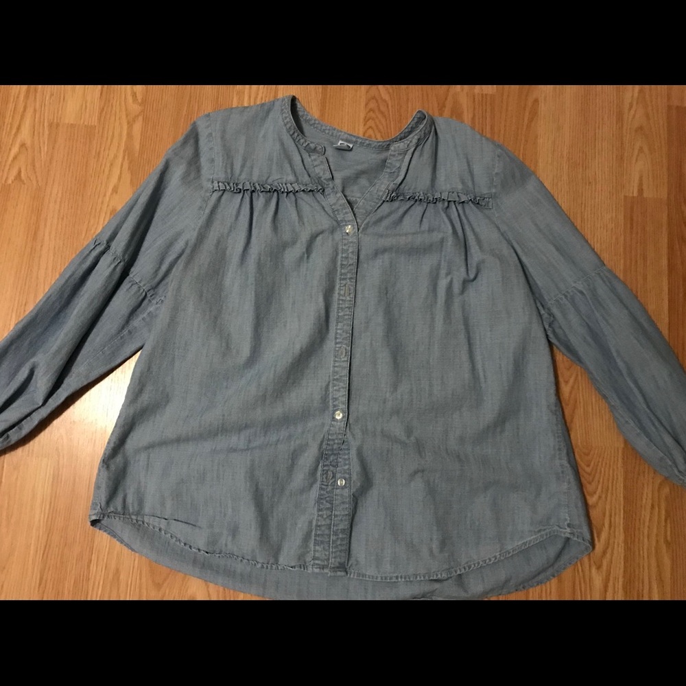 Old Navy Chambray Button Down